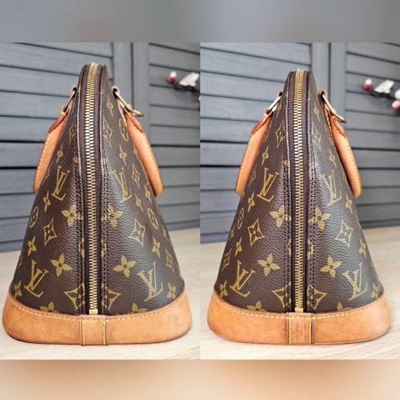 Authentic LOUIS VUITTON
Monogram Alma PM Handbag - Picture 2 of 11